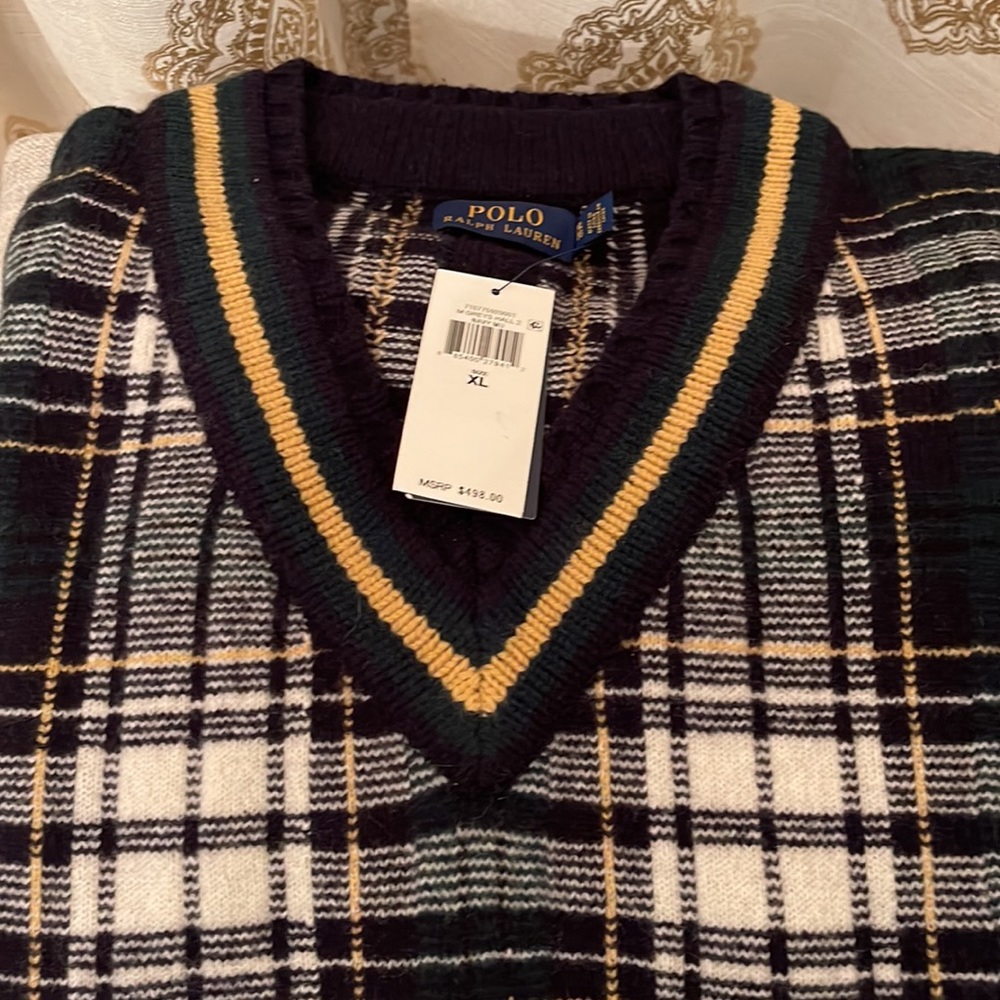 Selling mens Ralph Lauren Wool sweater. NWT $300 - Picture 2 of 4